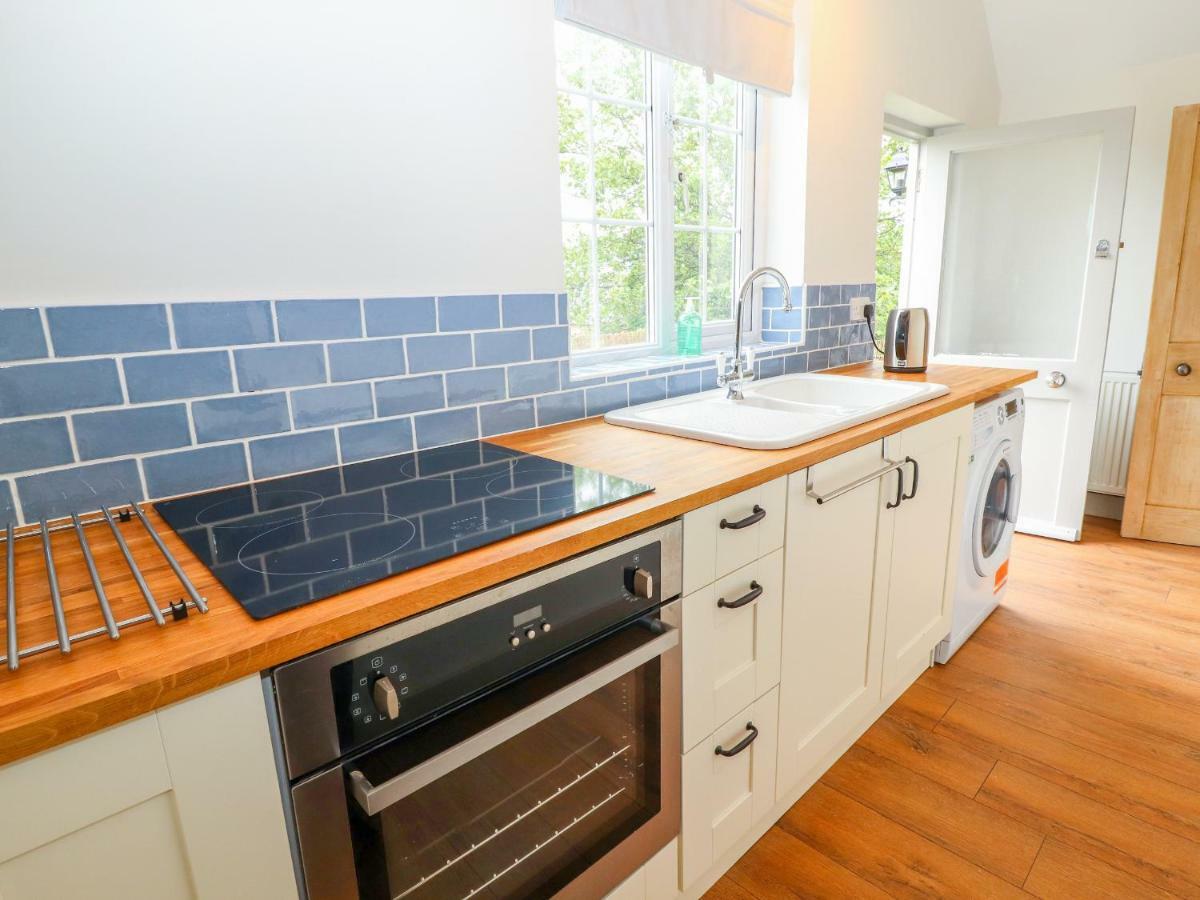 Apartment Well House Farm Flat 2 *
